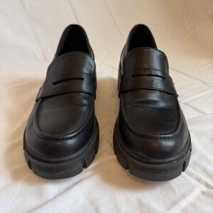 Black Platform Penny Loafers Women 7.5 Lug Sole 90s Dark Academia Minimalist